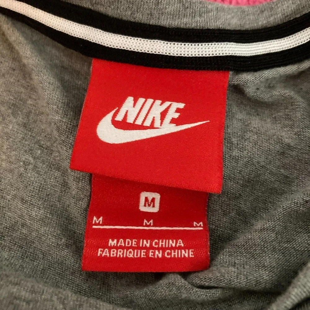 Nike T-Shirt Womens Sz M Gray Long‎ Sleeve Pullover Knit Lightweight